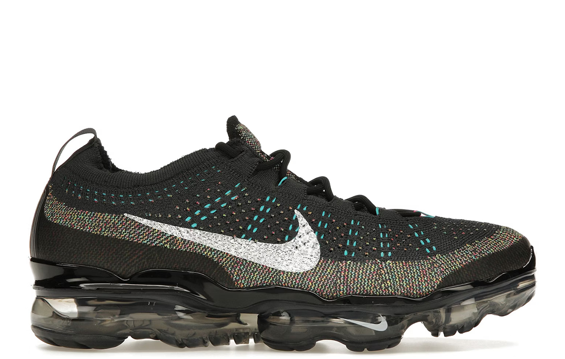 black and white vapormax 2