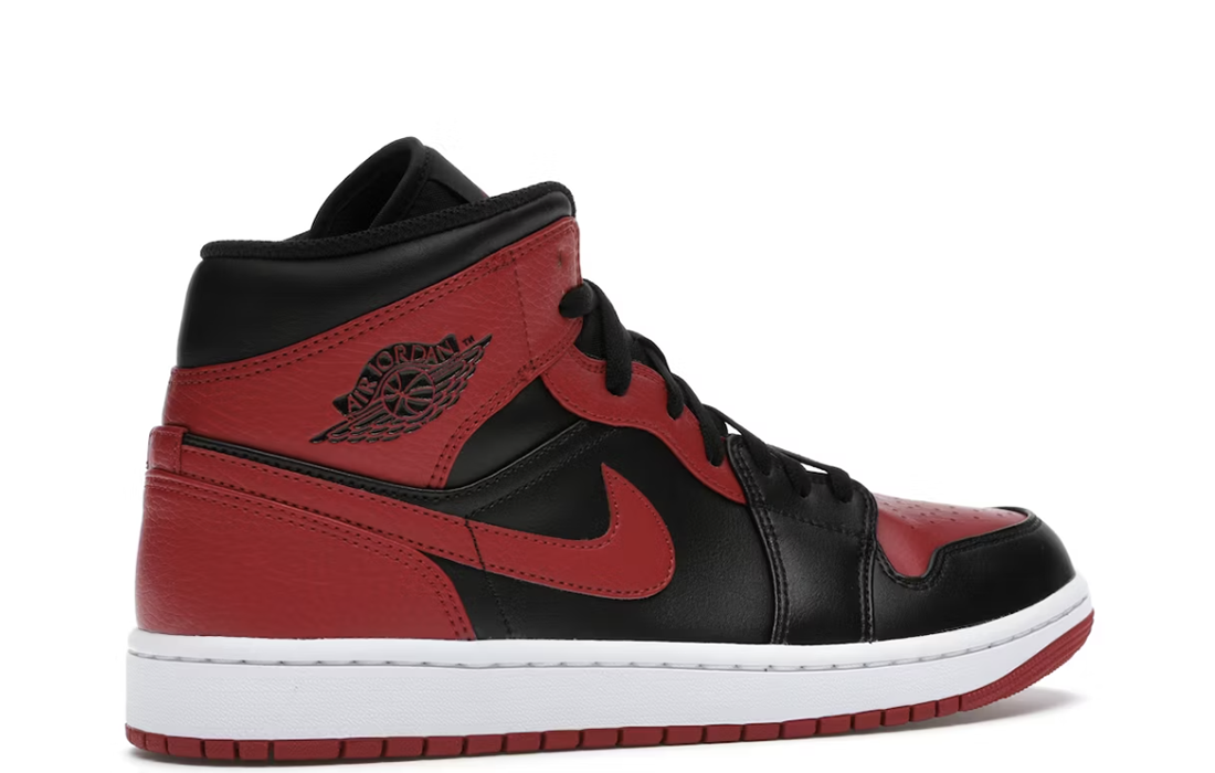 Nike Air Jordan 1 Mid "Banned"