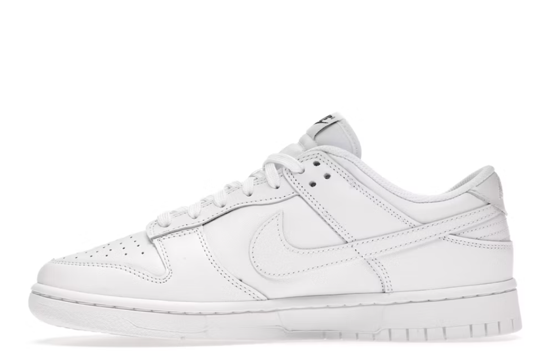 Nike Dunk Low "Triple White"