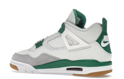 Nike SB x Air Jordan 4 "Pine Green"