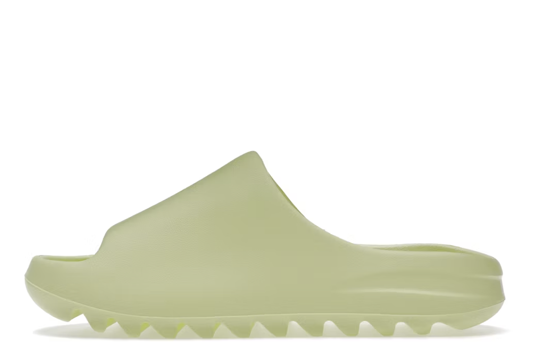 Yeezy Slide "Glow Green"