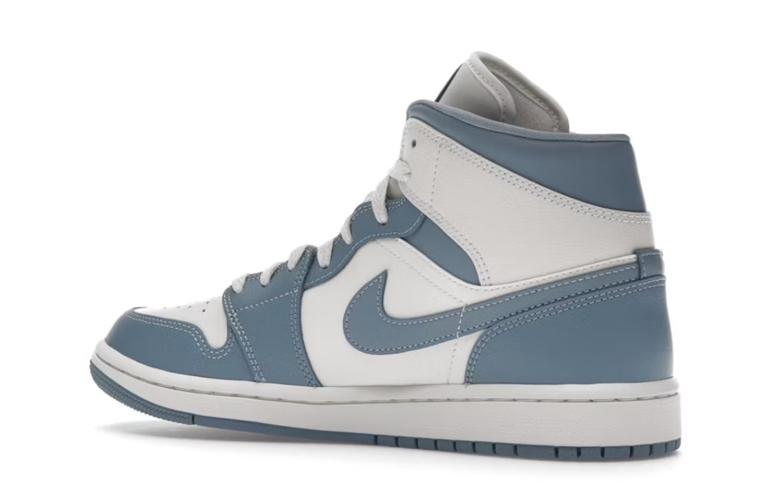 Nike Air Jordan 1 Mid "UNC"