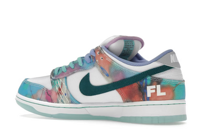 Nike SB Dunk Low "Futura Laboratories Bleached Aqua"