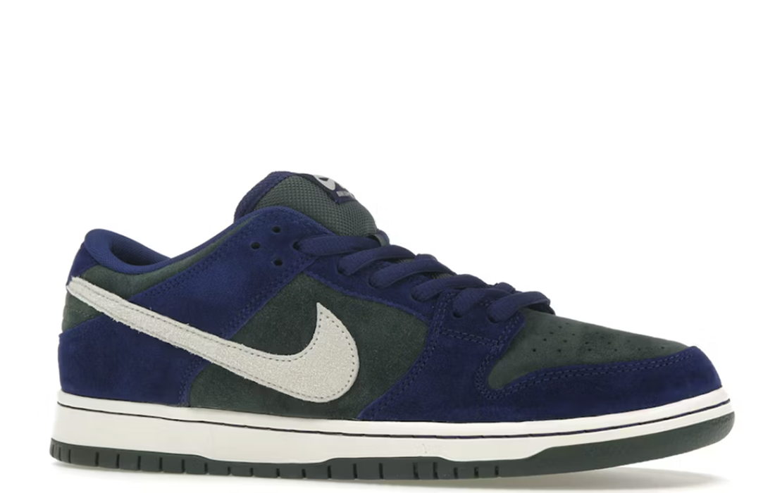 Nike SB Dunk Low "Deep Royal Blue"