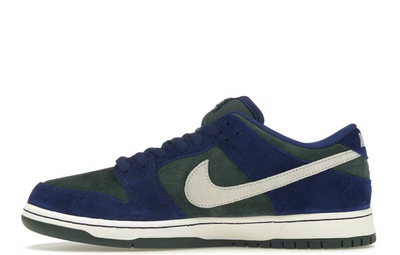 Nike SB Dunk Low "Deep Royal Blue"