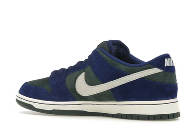 Nike SB Dunk Low "Deep Royal Blue"