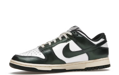 Nike Dunk Low "Vintage Green"