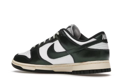 Nike Dunk Low "Vintage Green"