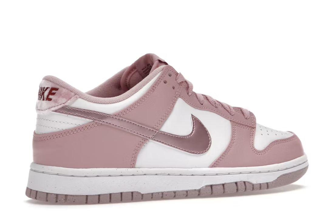 Nike Dunk Low "Pink Velvet"