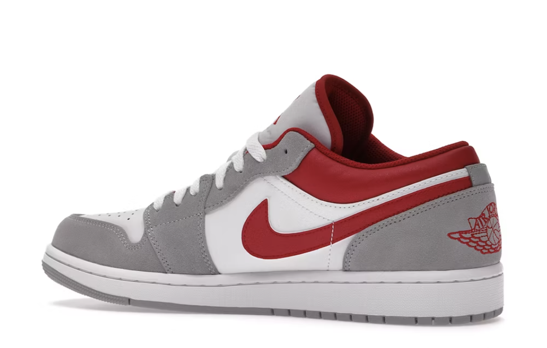 Nike Air Jordan 1 Low "Light Smoke Grey Gym Red"