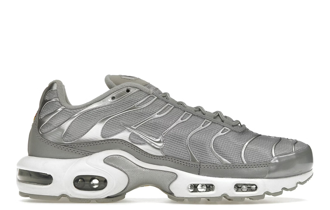 Nike Air Max Plus "Metallic Silver"