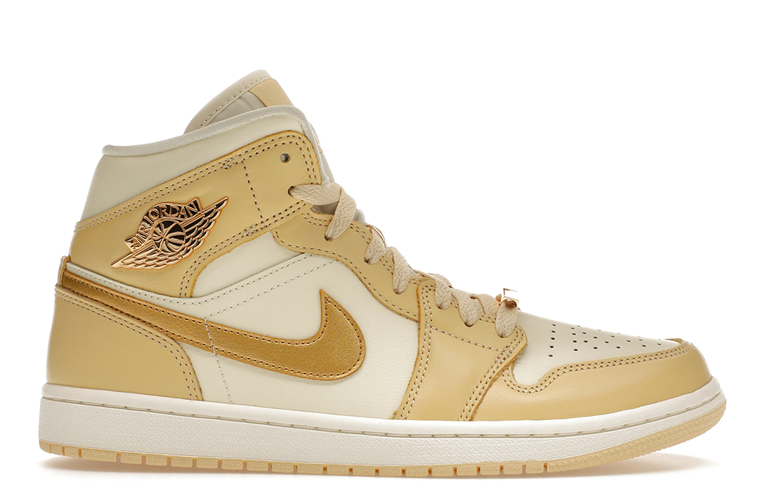 Nike Air Jordan 1 Mid "Pale Vanilla"