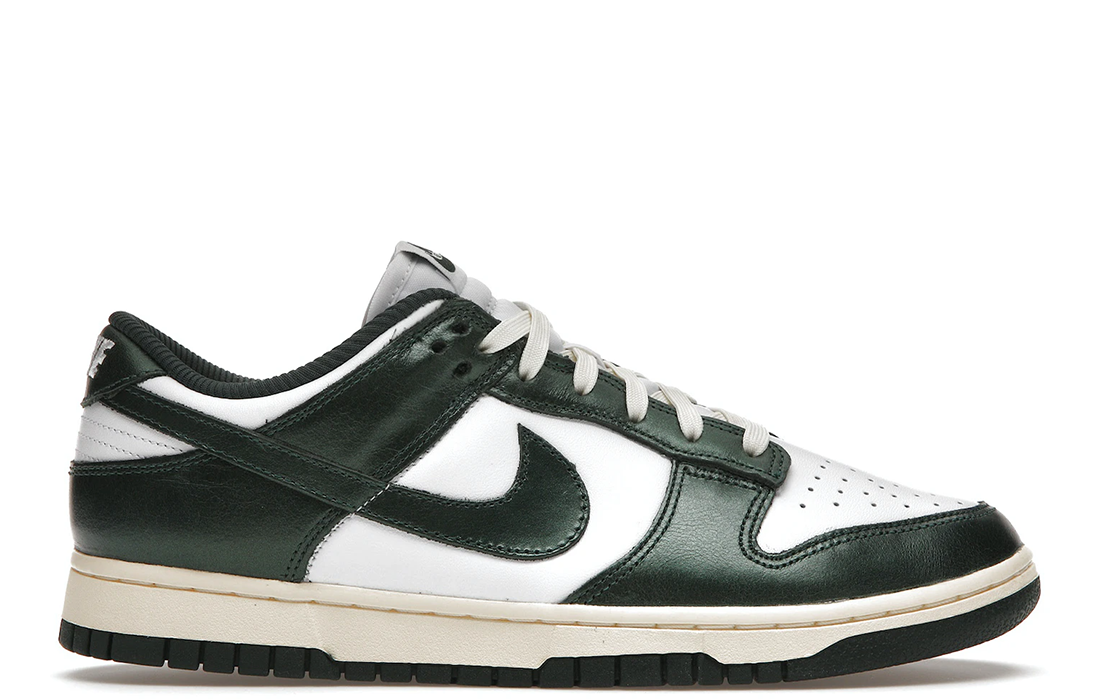 Nike Dunk Low "Vintage Green"