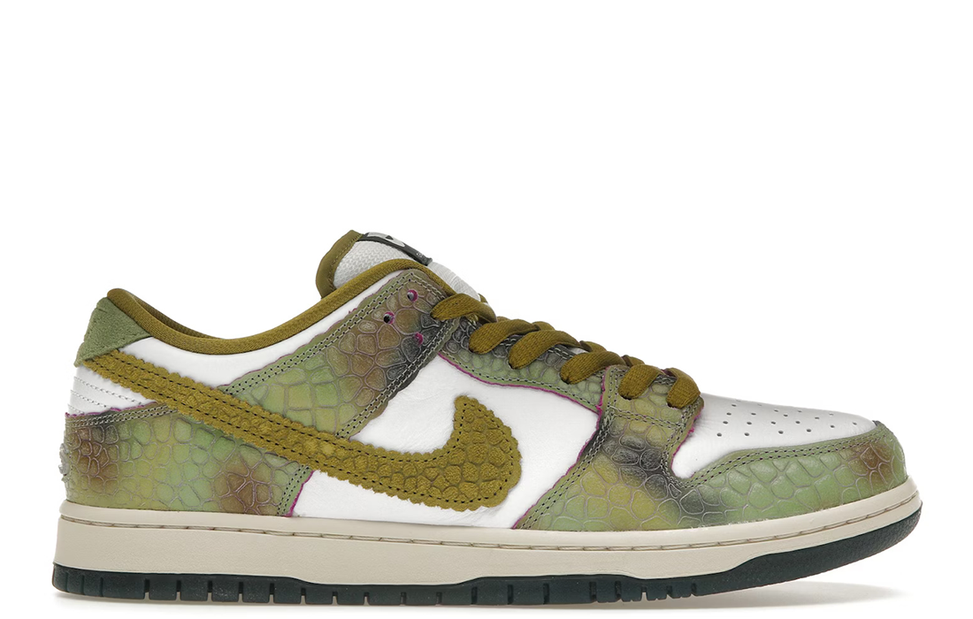 Nike SB Dunk Low "Alexis Sablone Chameleon"