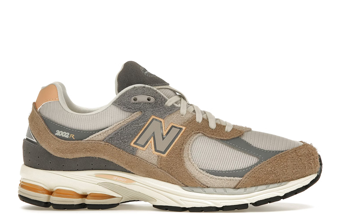 New Balance 2002R "Mushroom Hazy Peach"