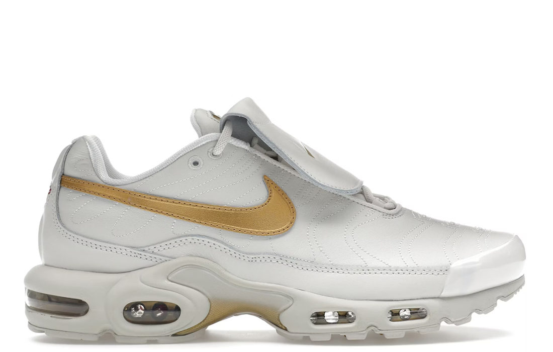 Nike Air Max Plus Tiempo "Metallic Gold"