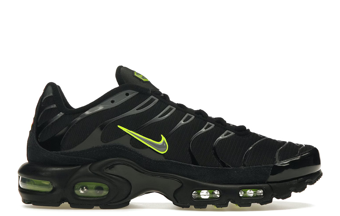 Nike Air Max Plus "Black Volt"