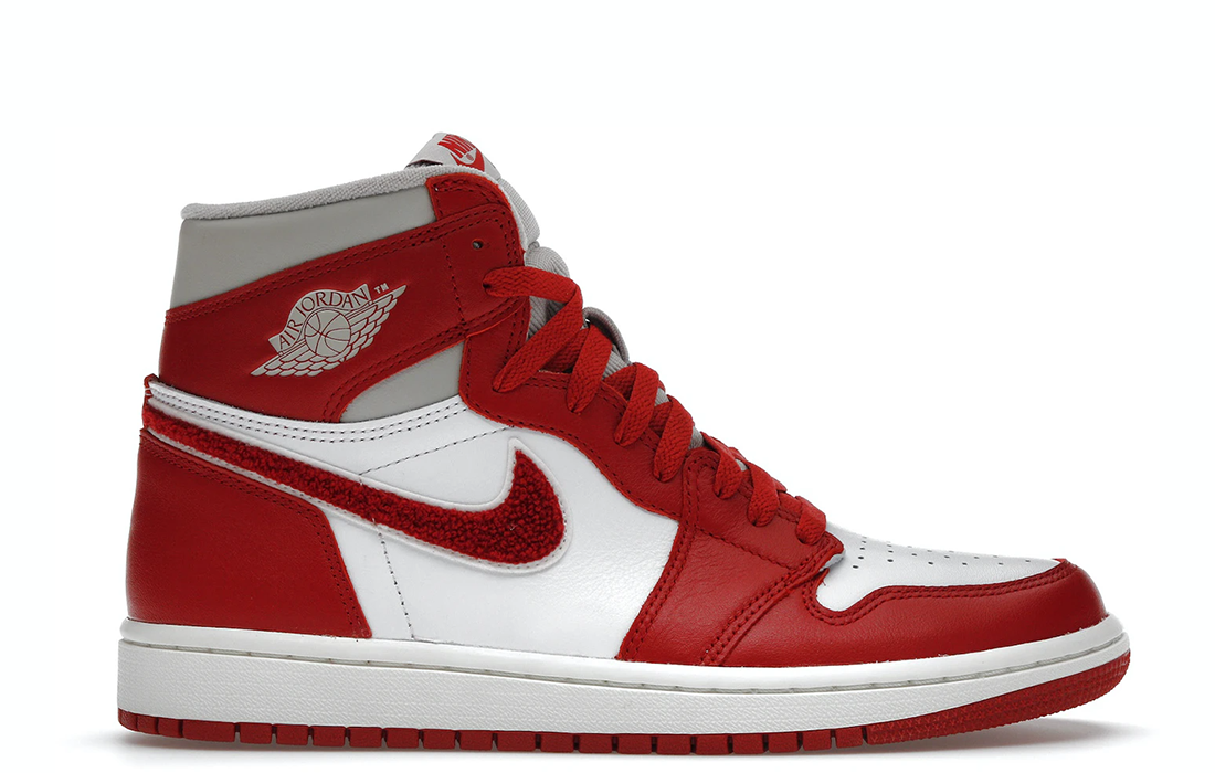 Nike Air Jordan 1 High "Varsity Red"