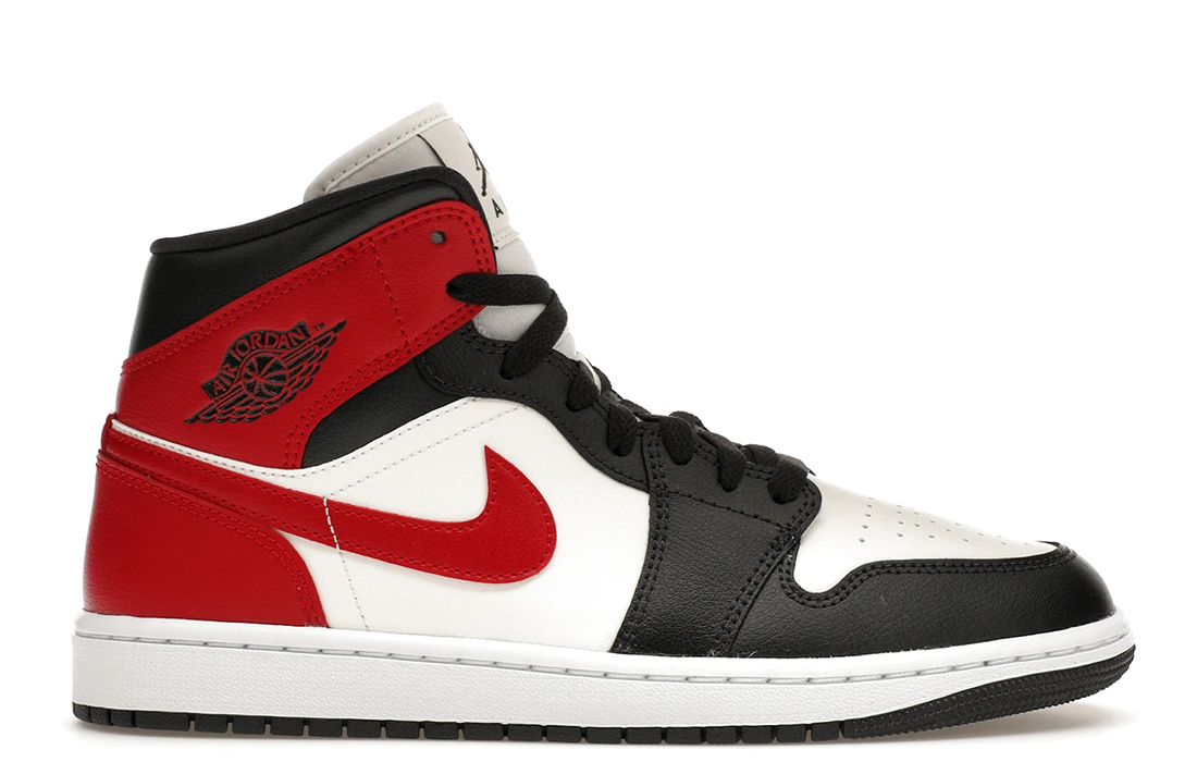 Nike Air Jordan 1 Mid "Black Toe"