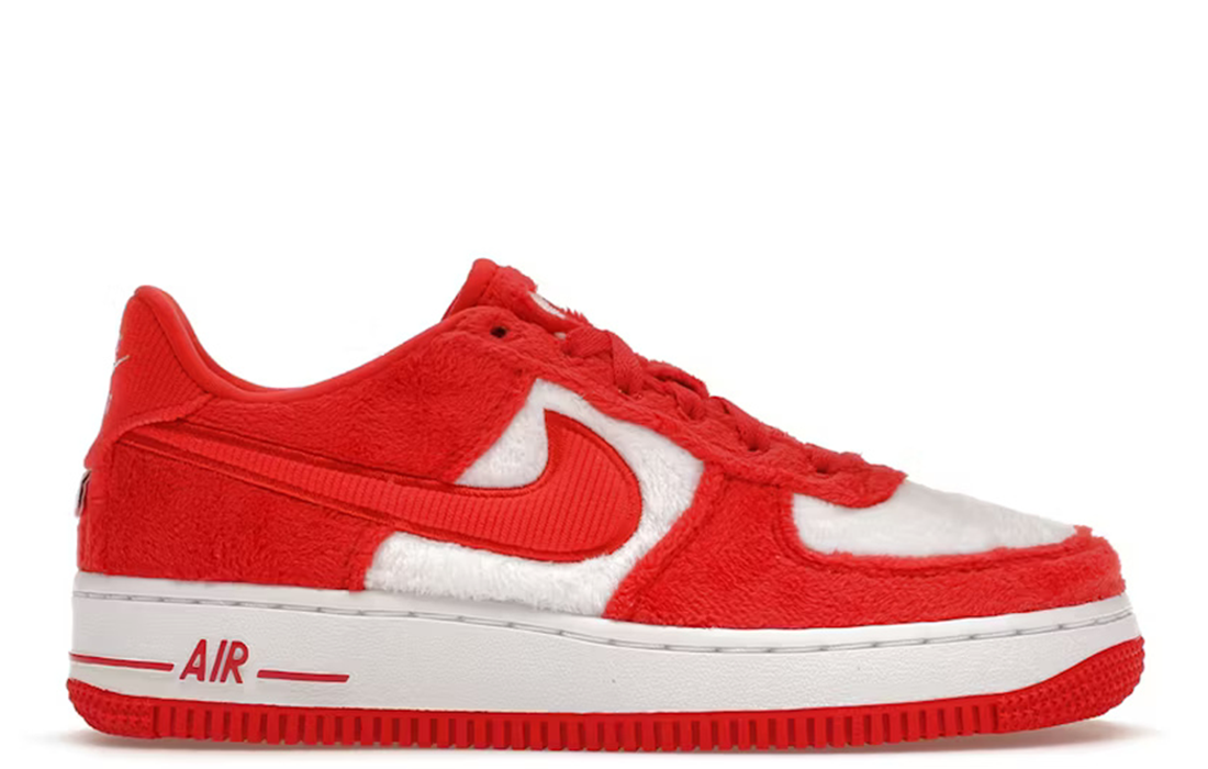 Nike Air Force 1 "Valentines Day Fleece 2024"