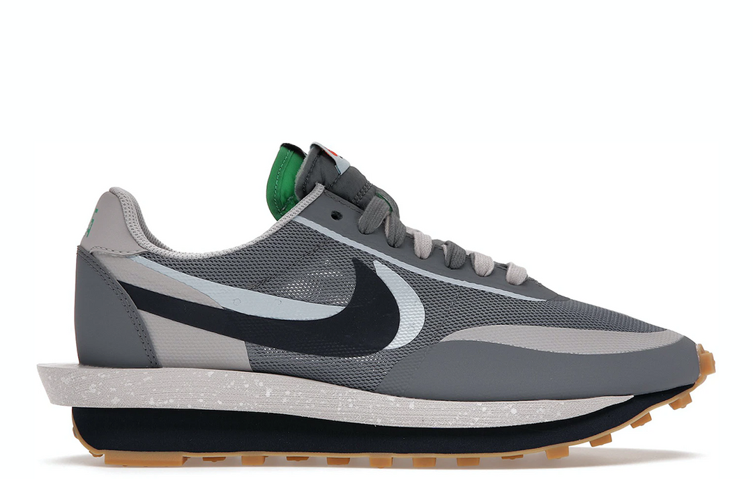 nike vapormax waffle sacai
